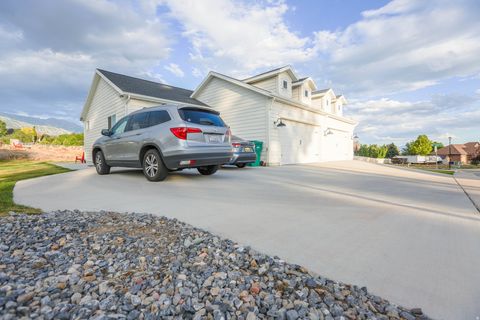 Tiny photo for 1370 N CEDAR HOLLOW BLVD, Lehi, UT 84043 (MLS # 2125470)