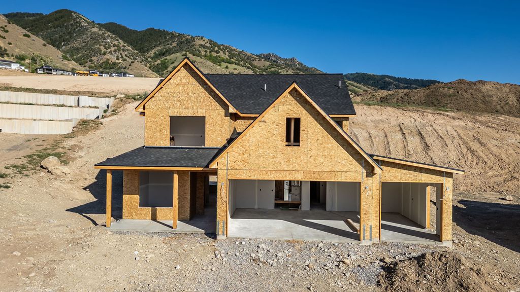 Photo of 650 E 250 N #LOT 27, Providence, UT 84332 (MLS # 2167512)