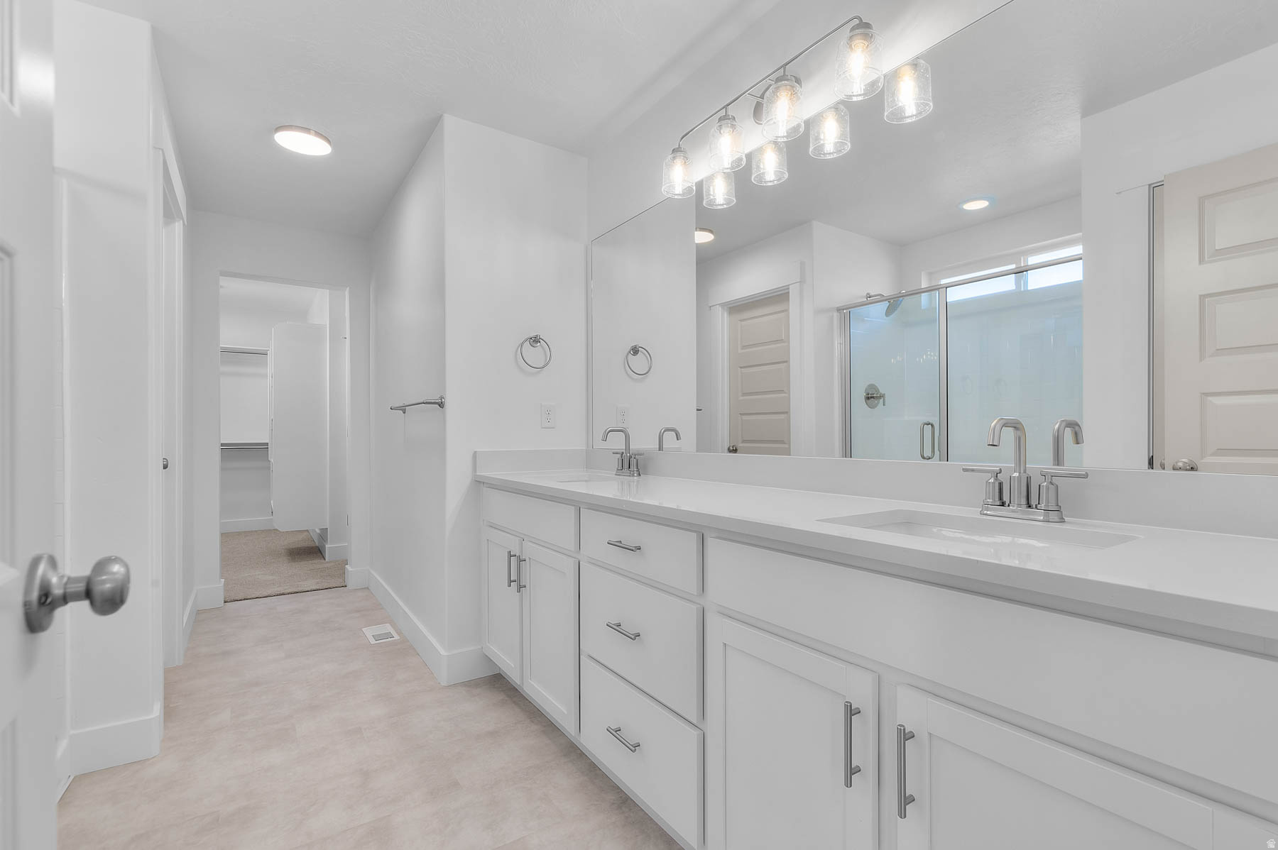 HIDDEN OAKS COLLECTION 602 - Residential