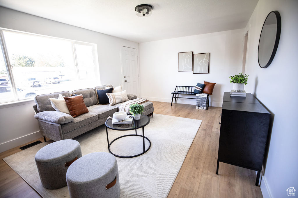 GREEN HILLS ACRES B - Residential
