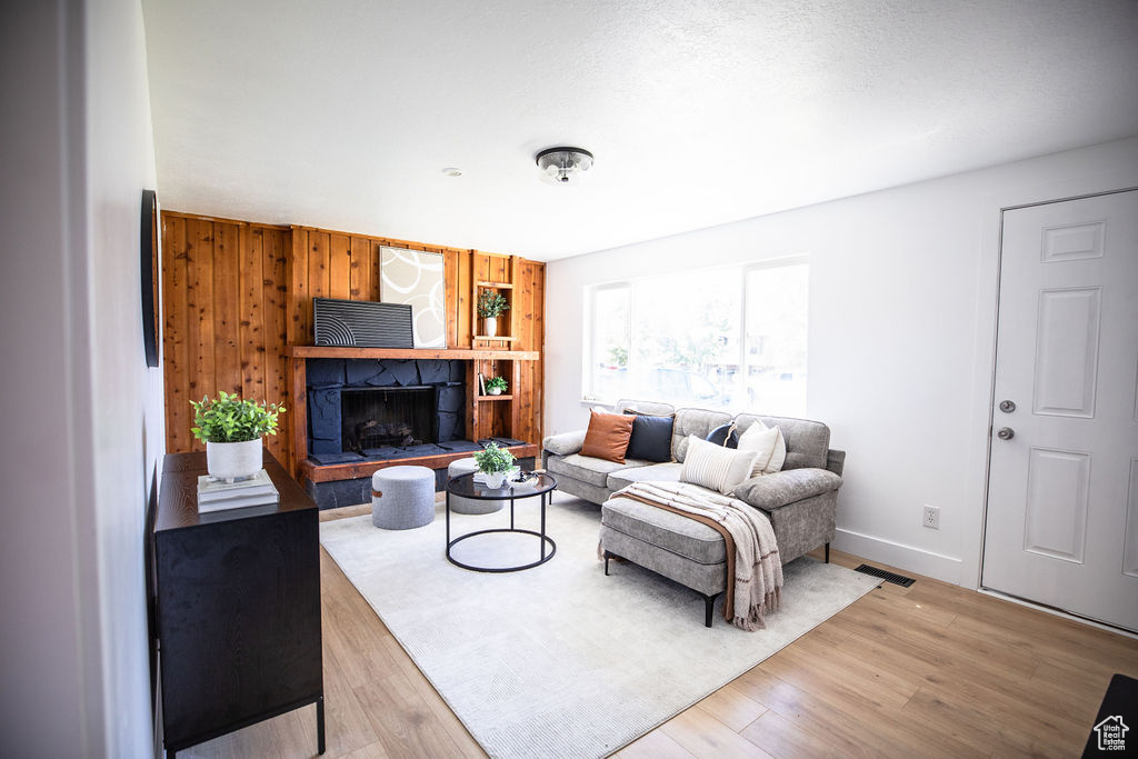 GREEN HILLS ACRES B - Residential