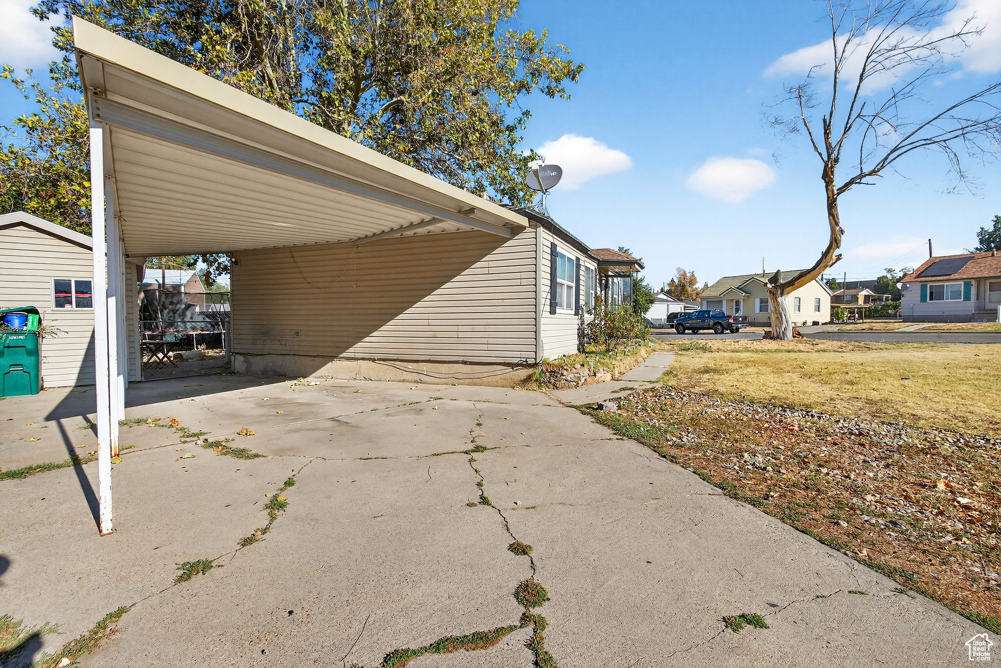 SMITH VILLAGE - Residential