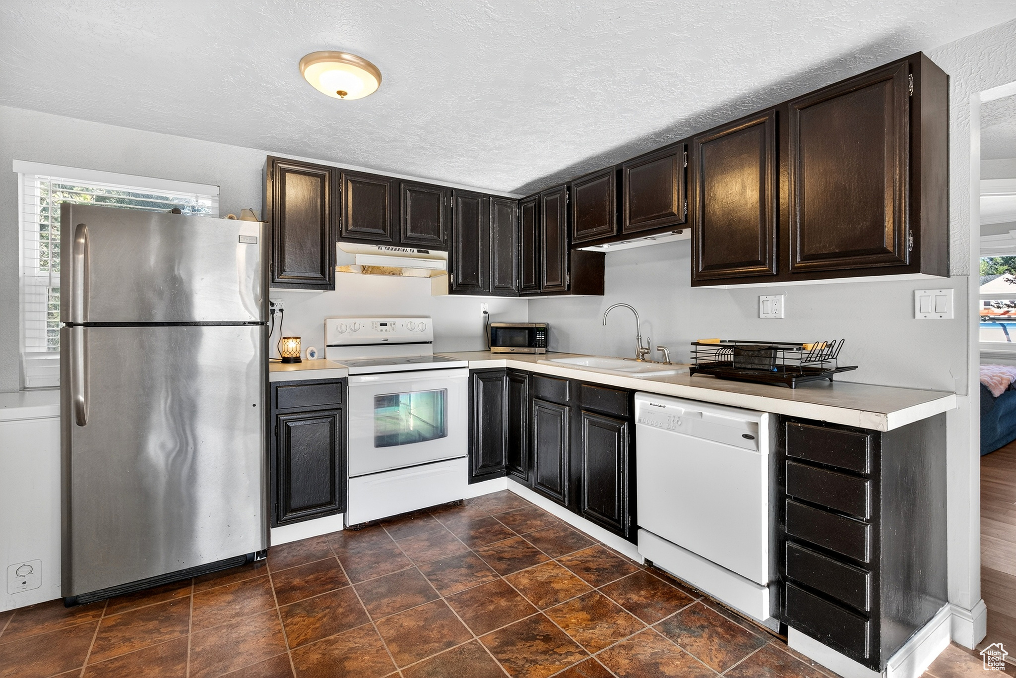 SMITH VILLAGE - Residential
