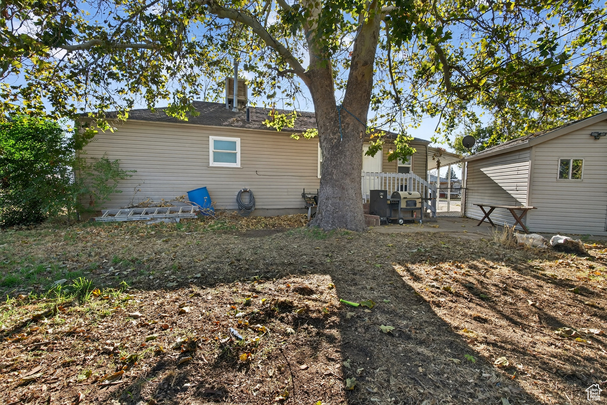 SMITH VILLAGE - Residential