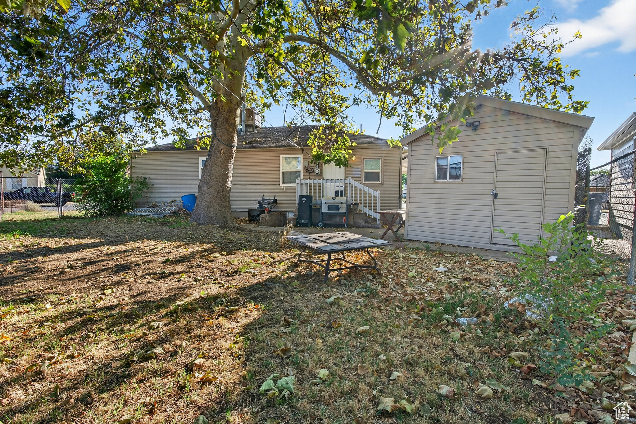 SMITH VILLAGE - Residential