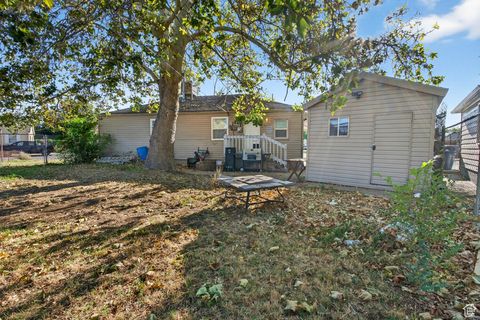 Tiny photo for 592 MAPLE ST, Clearfield, UT 84015 (MLS # 2114602)