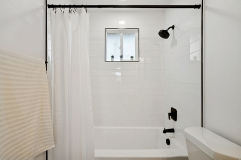 Tiny photo for 738 N 835 W, Orem, UT 84057 (MLS # 2120598)