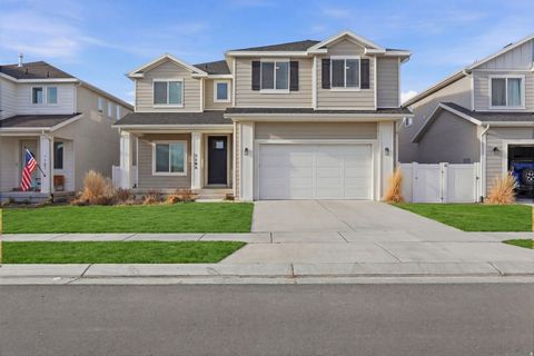 Photo of 1165 E BELL BUOY WAY, Eagle Mountain, UT 84005 (MLS # 2145694)
