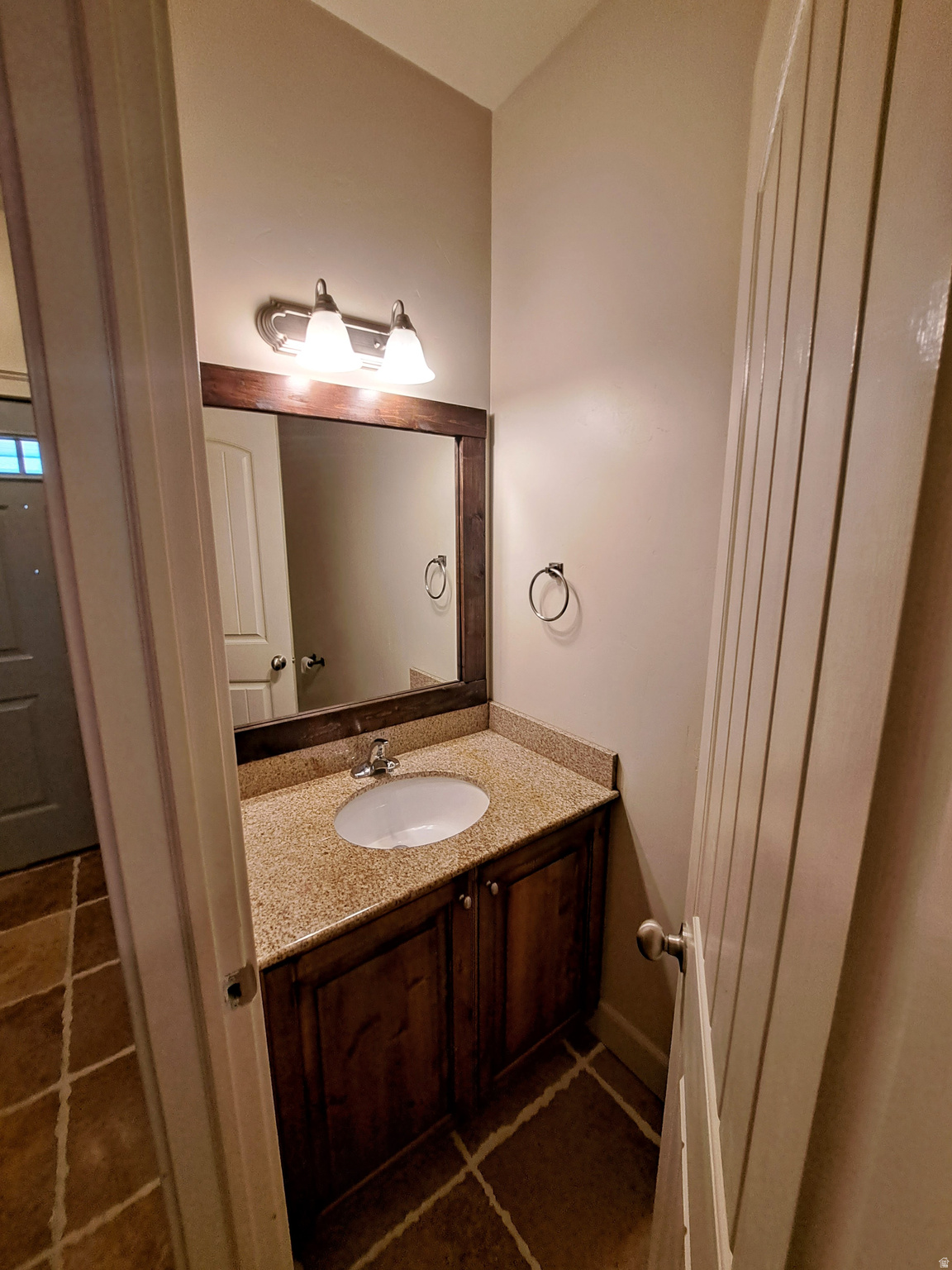 THE COVE - Residential