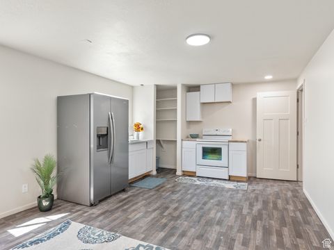 Tiny photo for 1696 S LONGVIEW RD, Santaquin, UT 84655 (MLS # 2112064)
