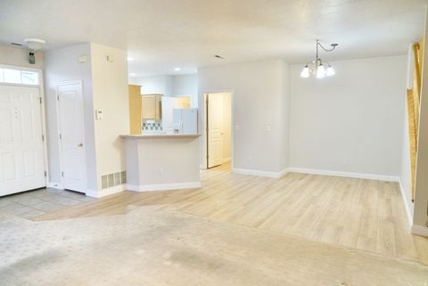 Tiny photo for 1017 PRESTWICK CIR #15, Farmington, UT 84025 (MLS # 2138830)