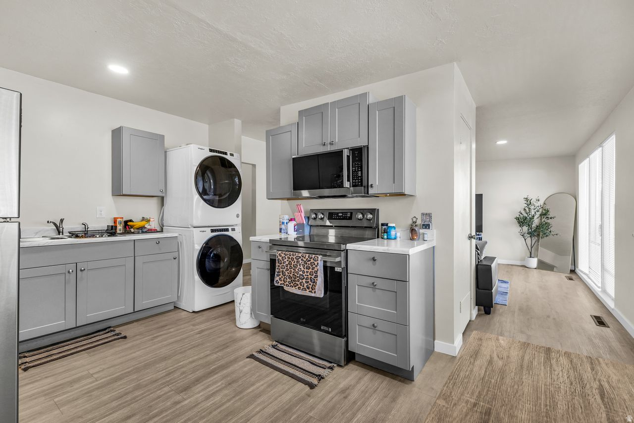 PARK VIEW LOT 1 - Residential Income