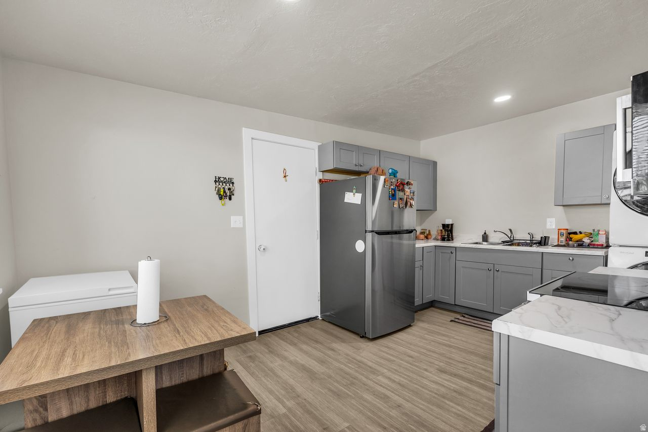 PARK VIEW LOT 1 - Residential Income