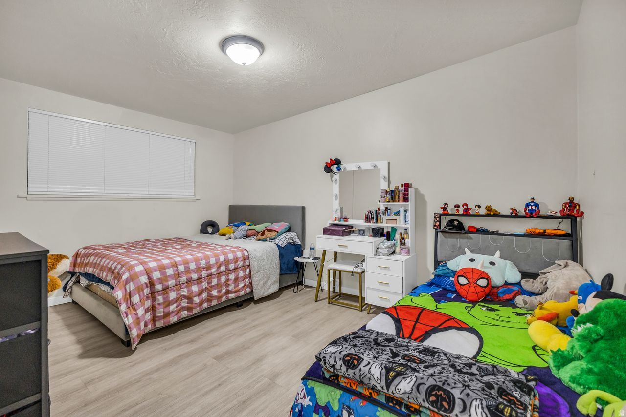 PARK VIEW LOT 1 - Residential Income