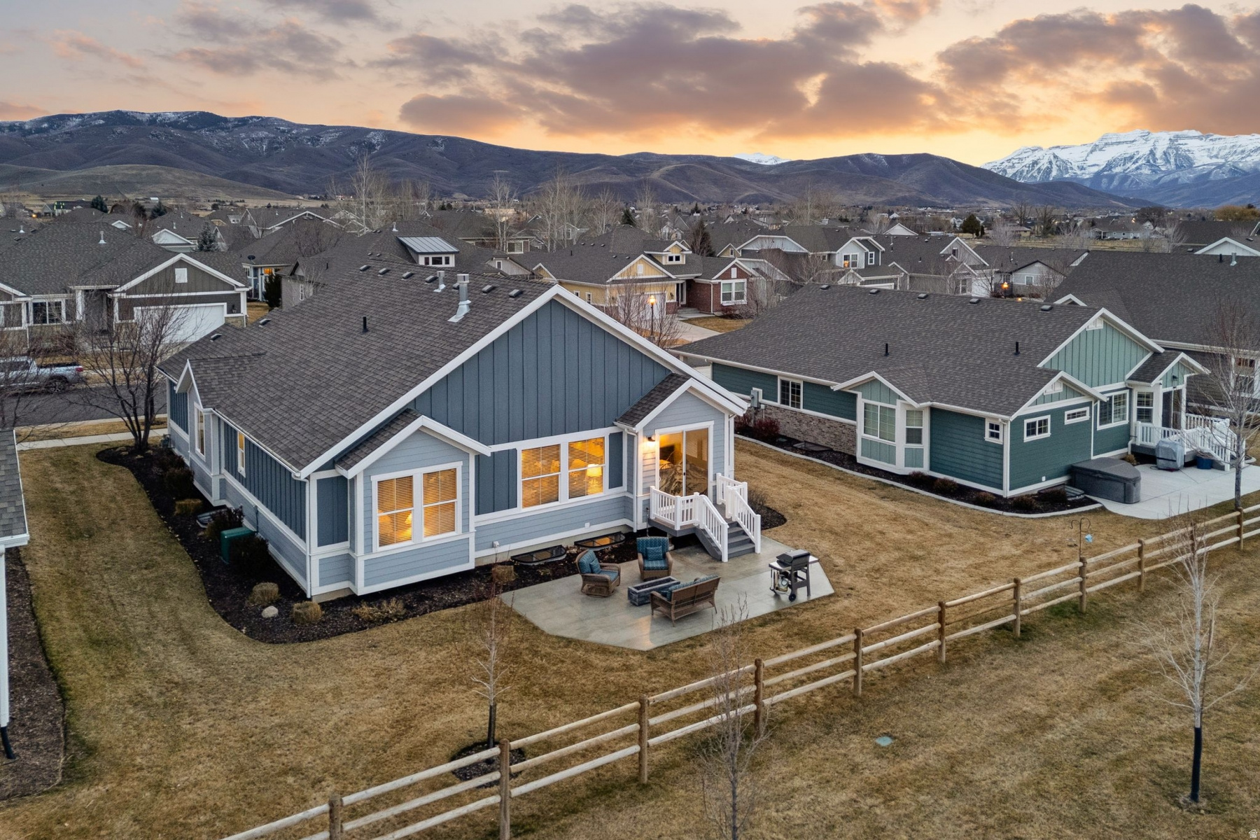 LAKE CRE - Residential