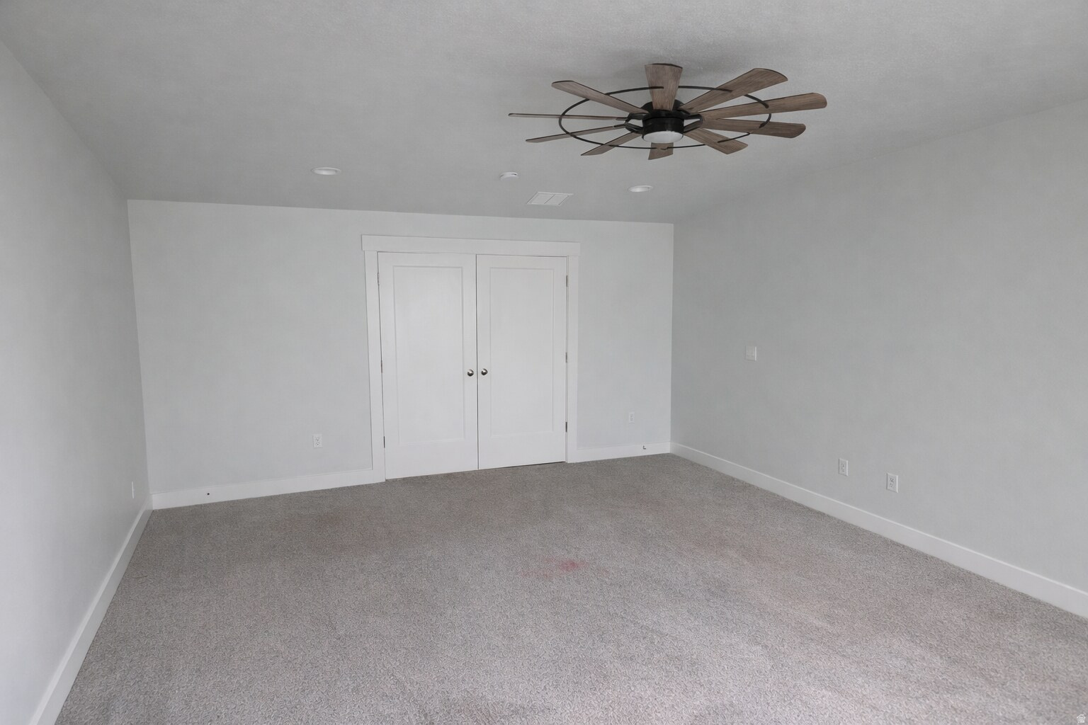 QUALILHILL AT MT SARATOGA - Residential