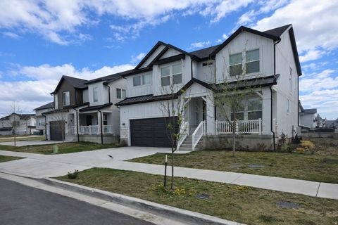 Tiny photo for 62 N MORNING VIEW DR, Saratoga Springs, UT 84045 (MLS # 2148493)