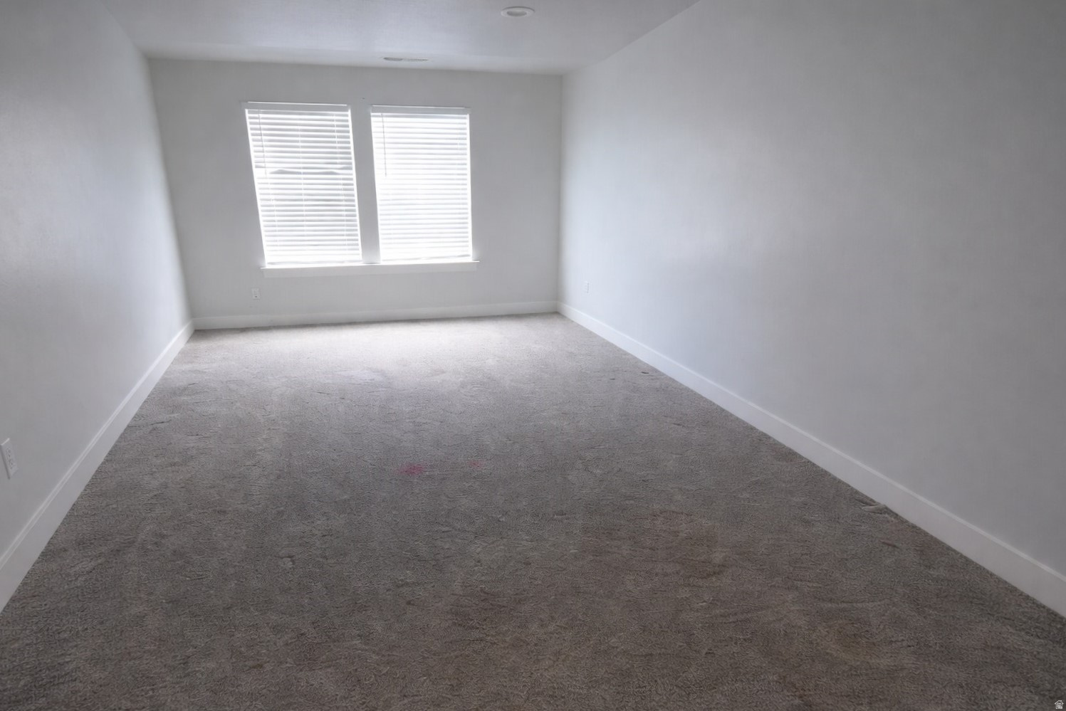 QUALILHILL AT MT SARATOGA - Residential