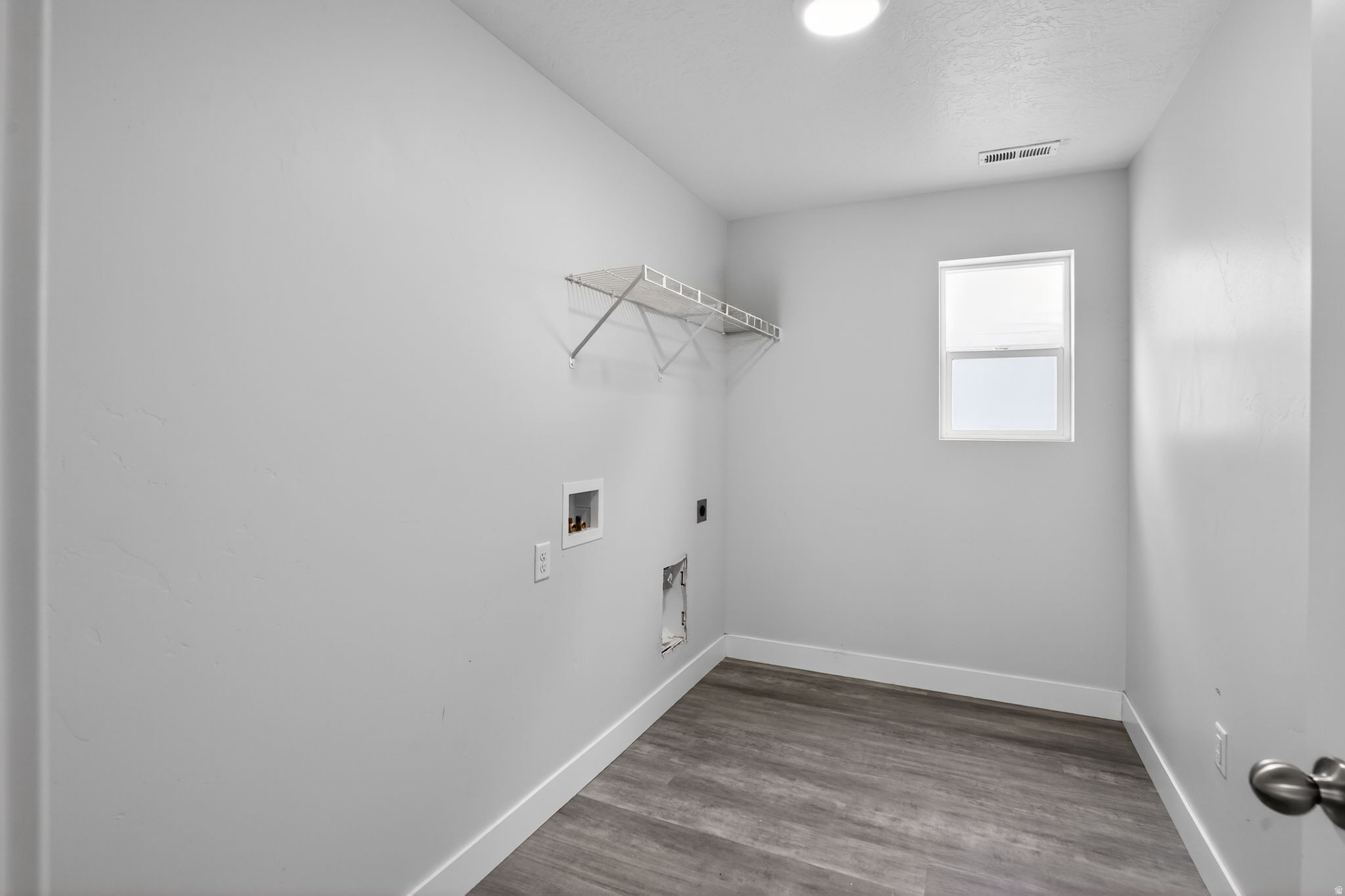 QUALILHILL AT MT SARATOGA - Residential