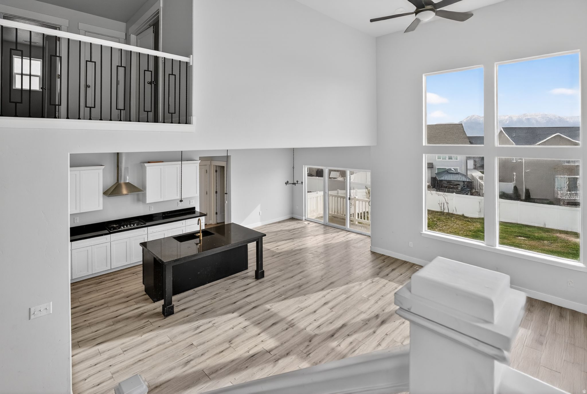 QUALILHILL AT MT SARATOGA - Residential