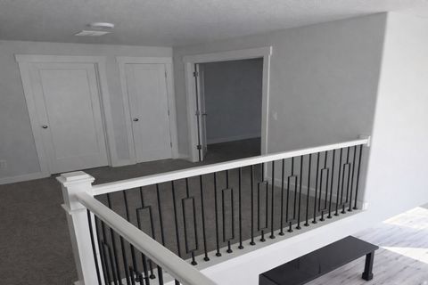 Tiny photo for 62 N MORNING VIEW DR, Saratoga Springs, UT 84045 (MLS # 2148493)