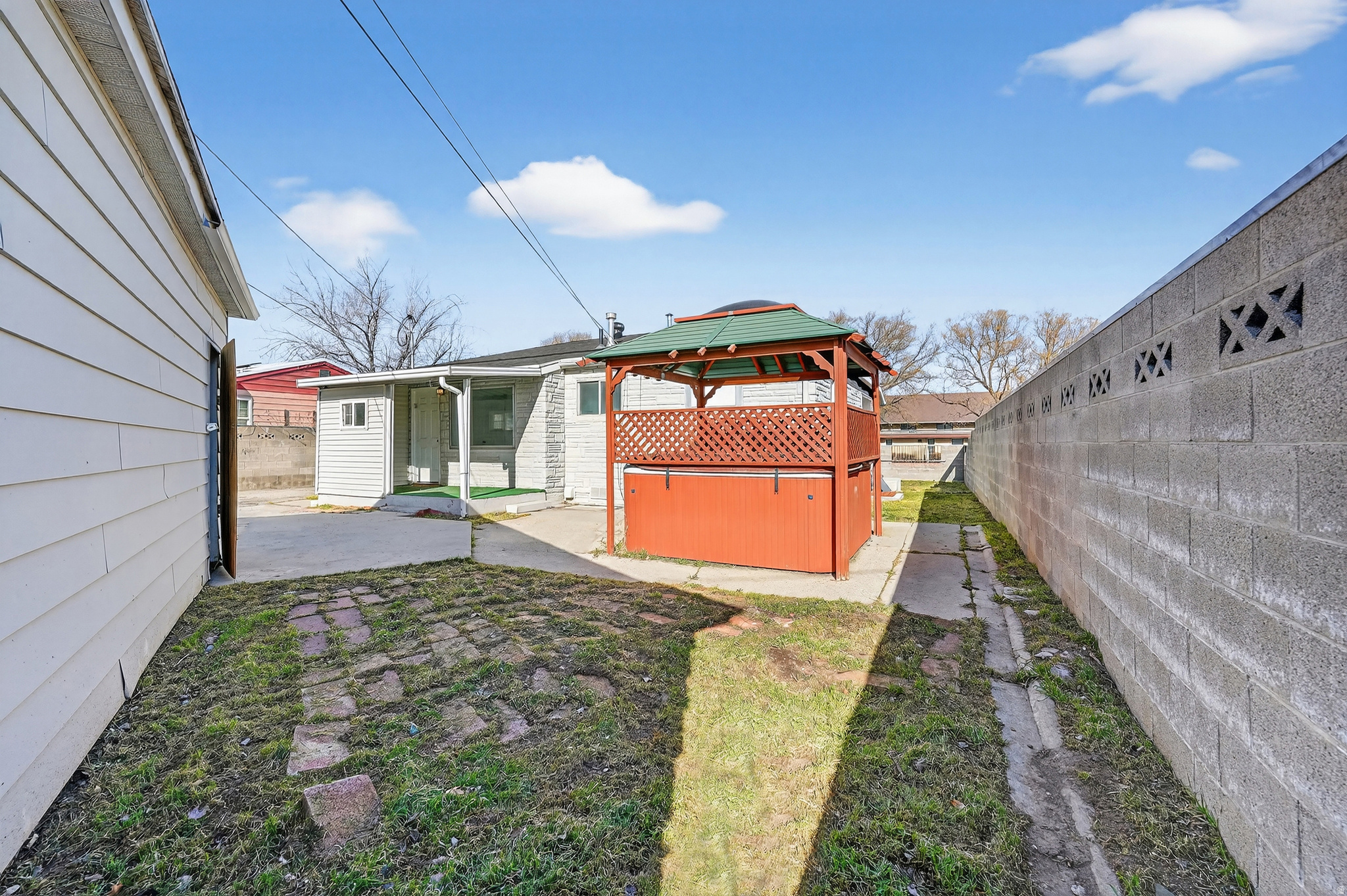 HOFFMAN HEIGHTS - Residential