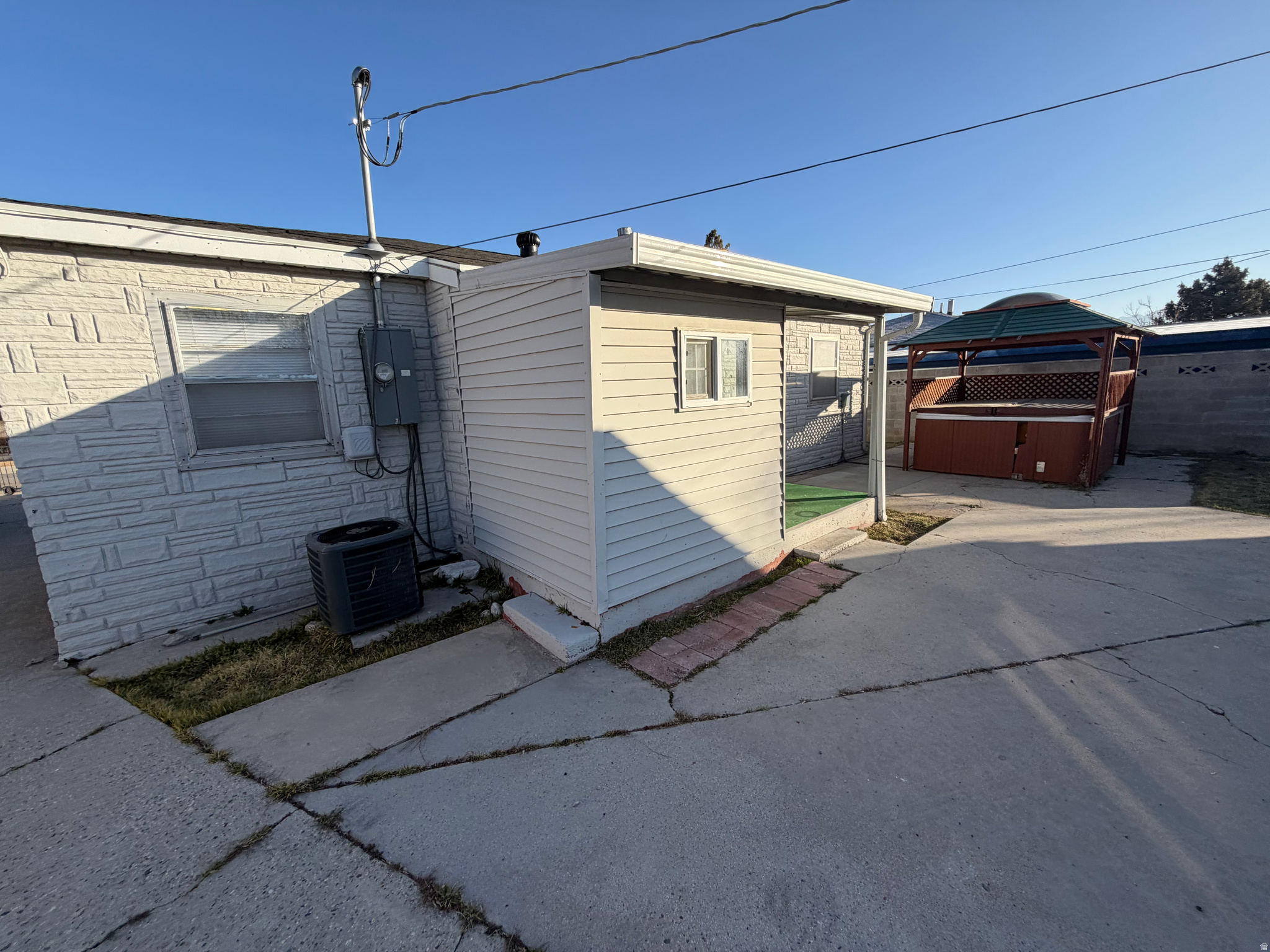 HOFFMAN HEIGHTS - Residential