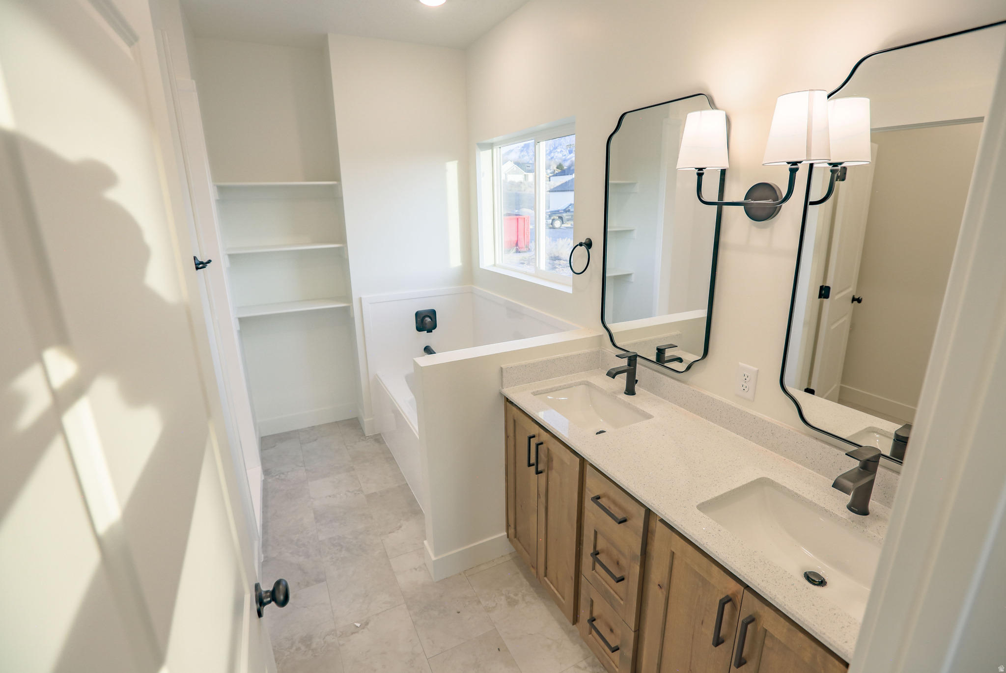 NORTH RIDGE ESTATES - Residential