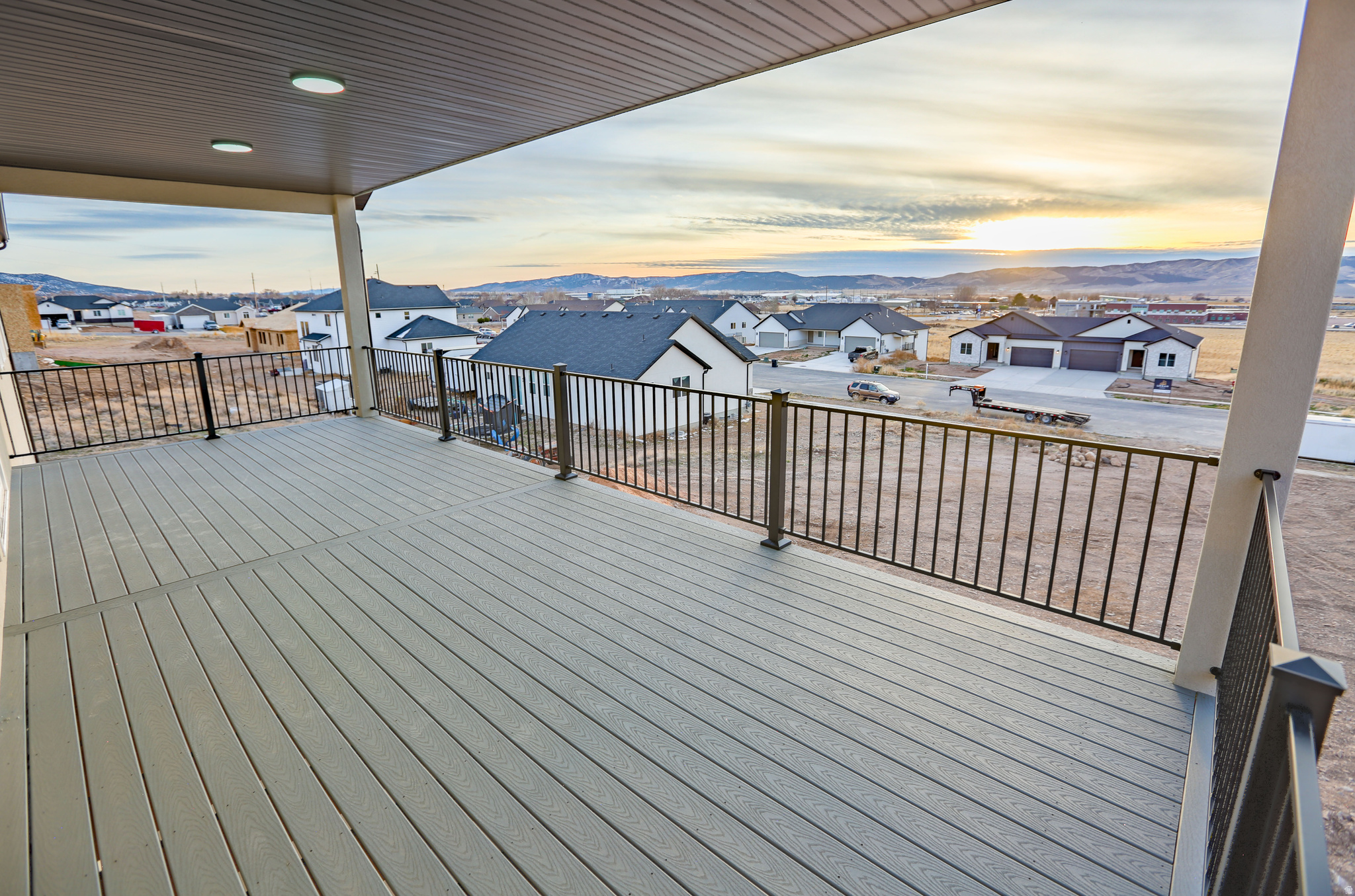 NORTH RIDGE ESTATES - Residential