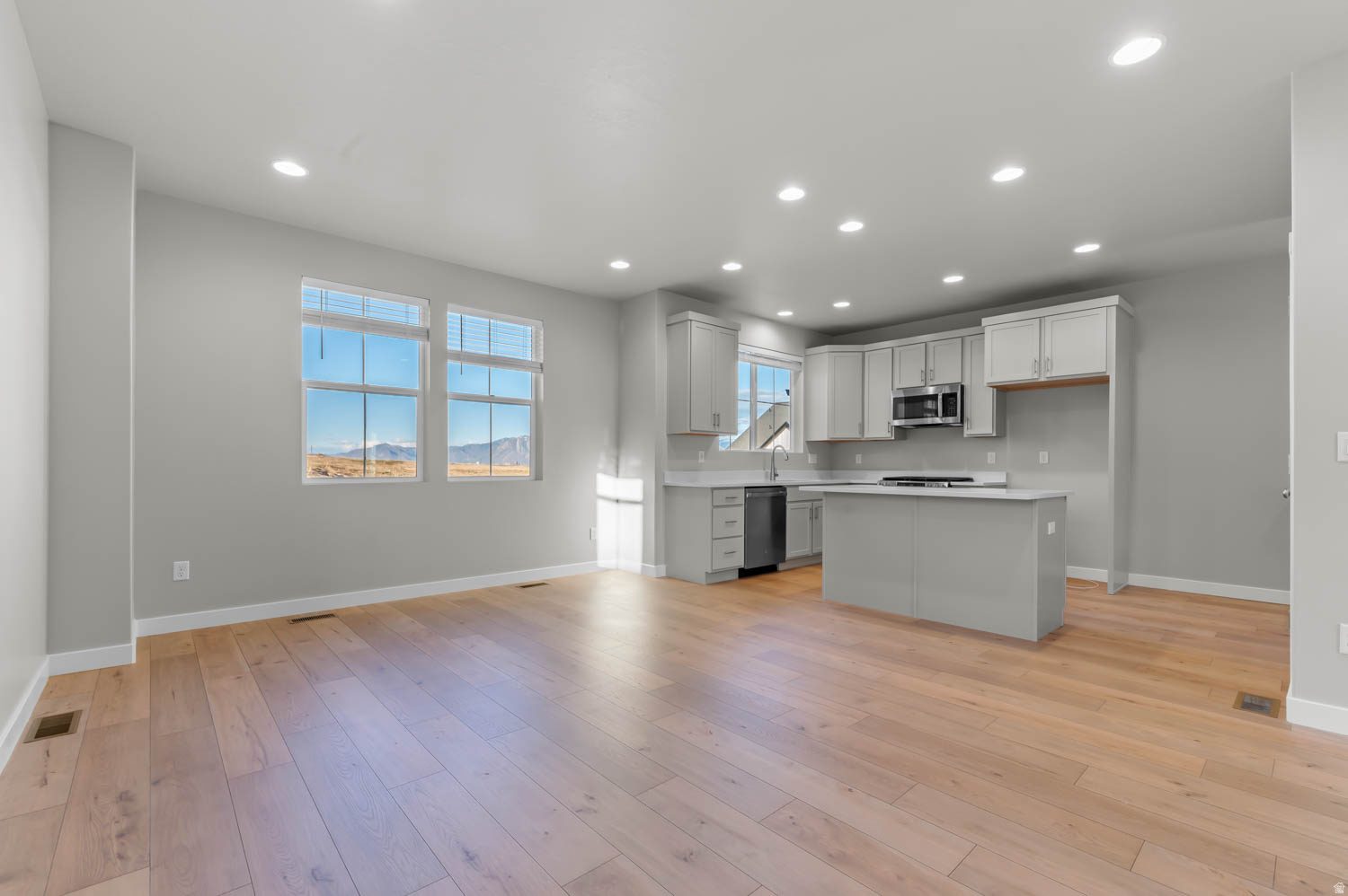 TERRAINE TOWNS 201 - Residential