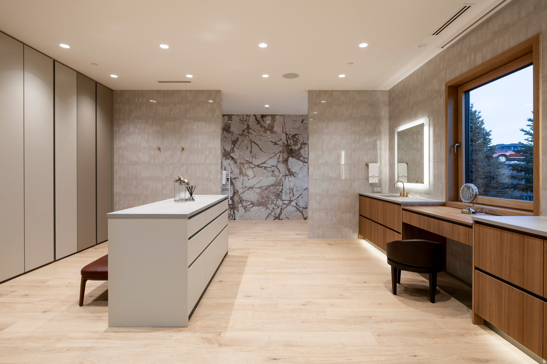 PROMONTORY VISTA POINT SUBDIVISION - Residential