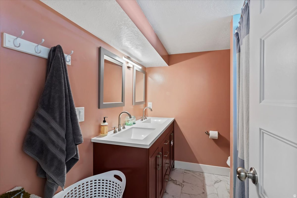 ROSE PARK - Residential