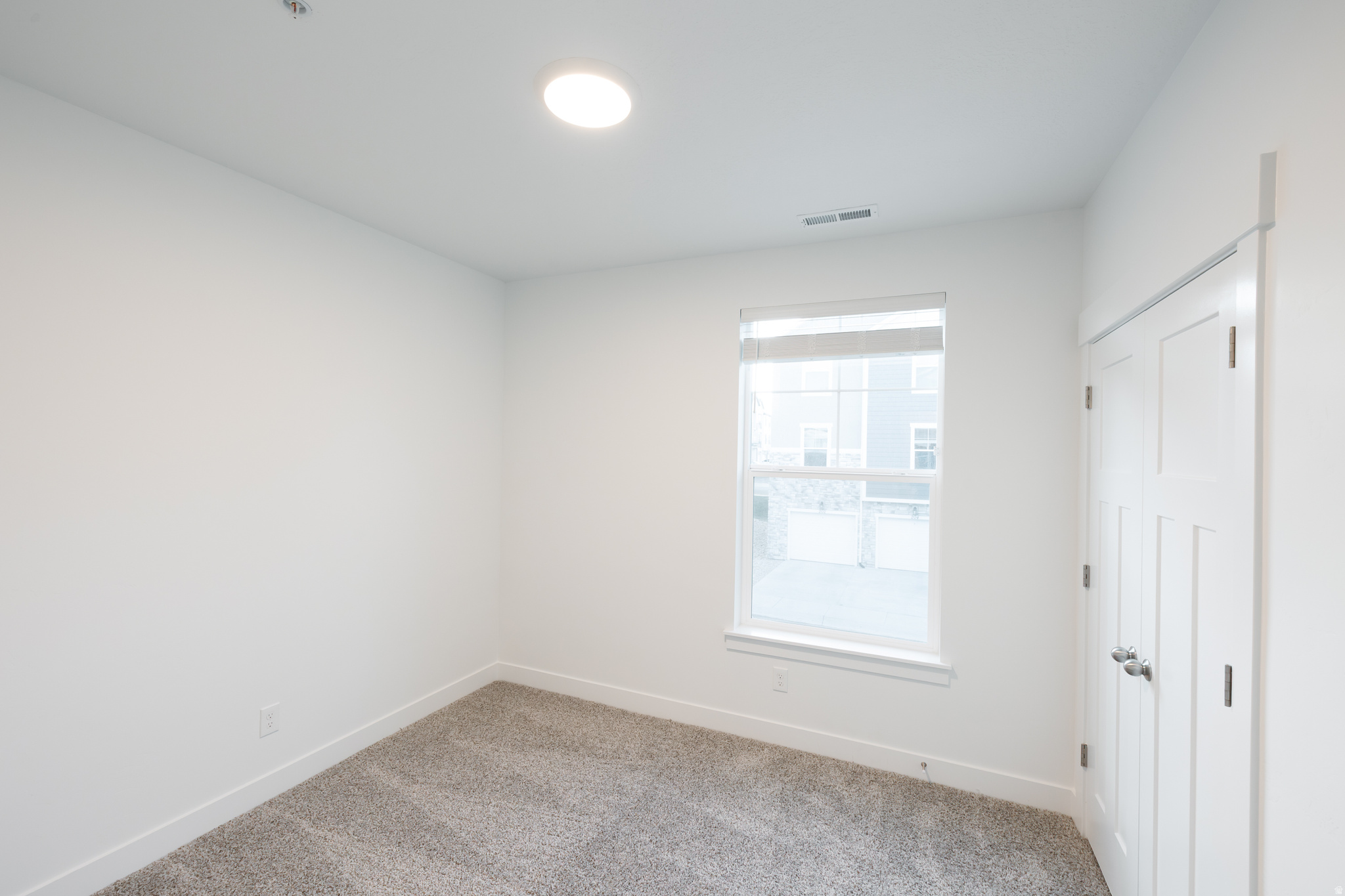 MOUNTAIN RIDGE - Residential