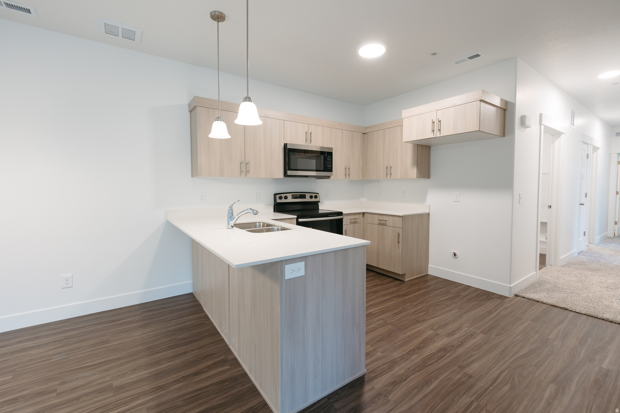 MOUNTAIN RIDGE - Residential