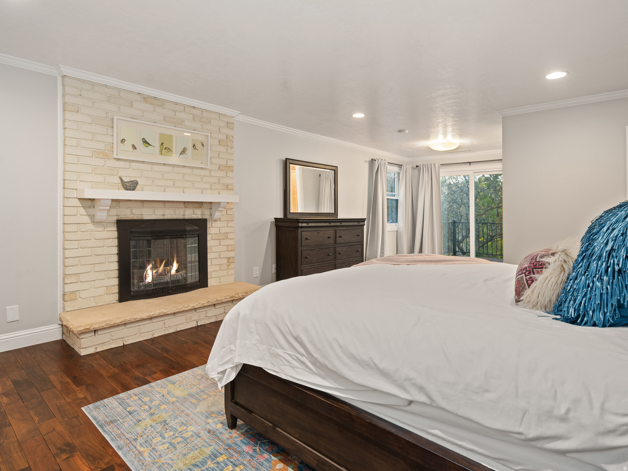 EASTWOOD - Residential