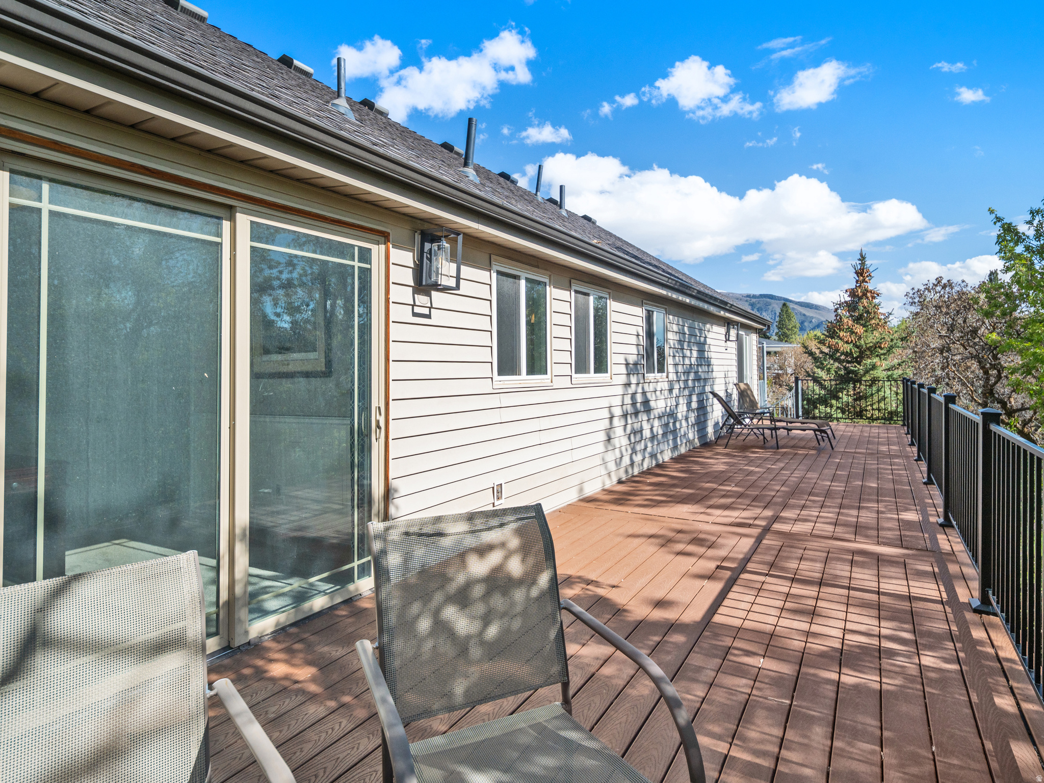 EASTWOOD - Residential