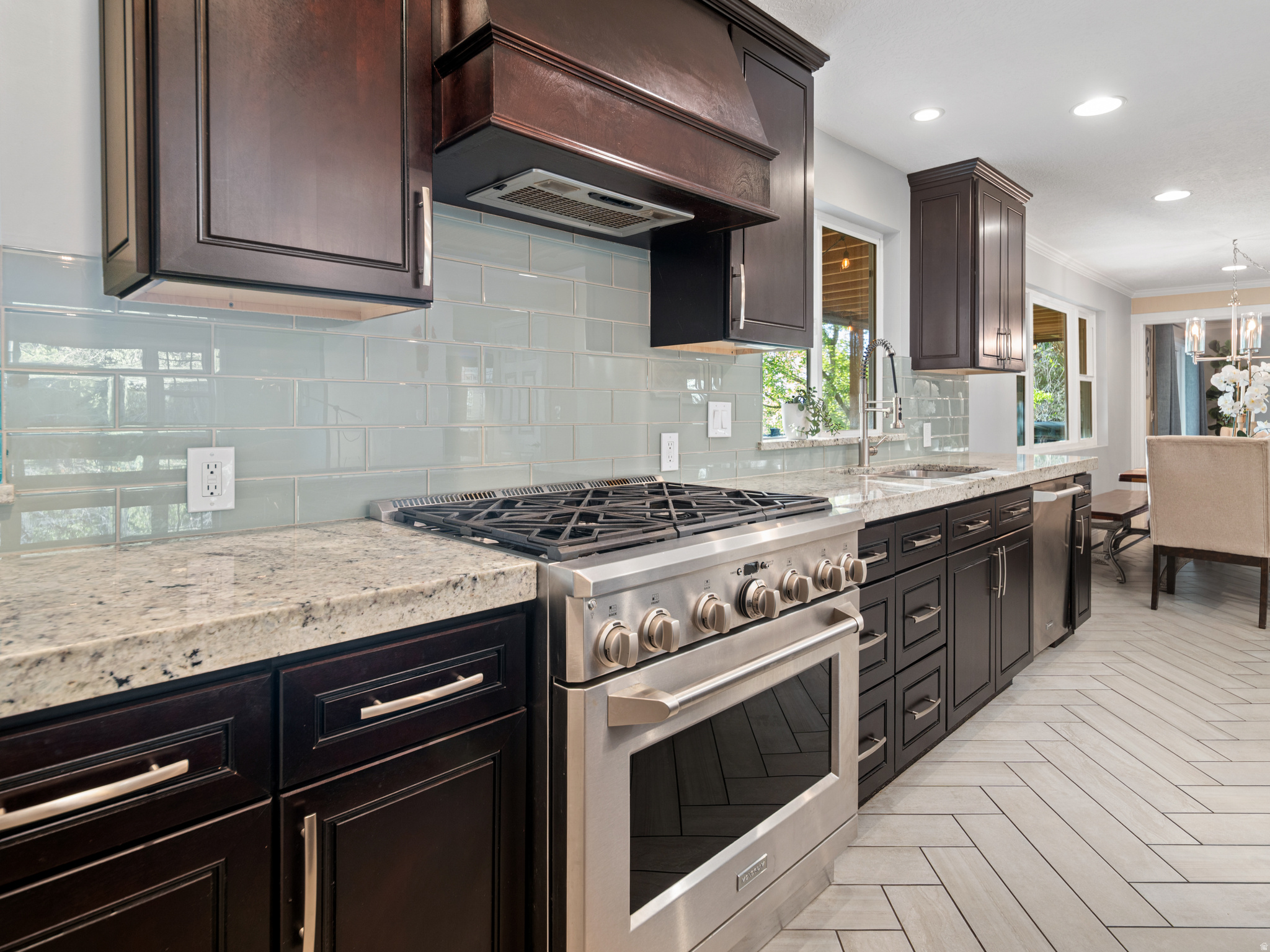 EASTWOOD - Residential