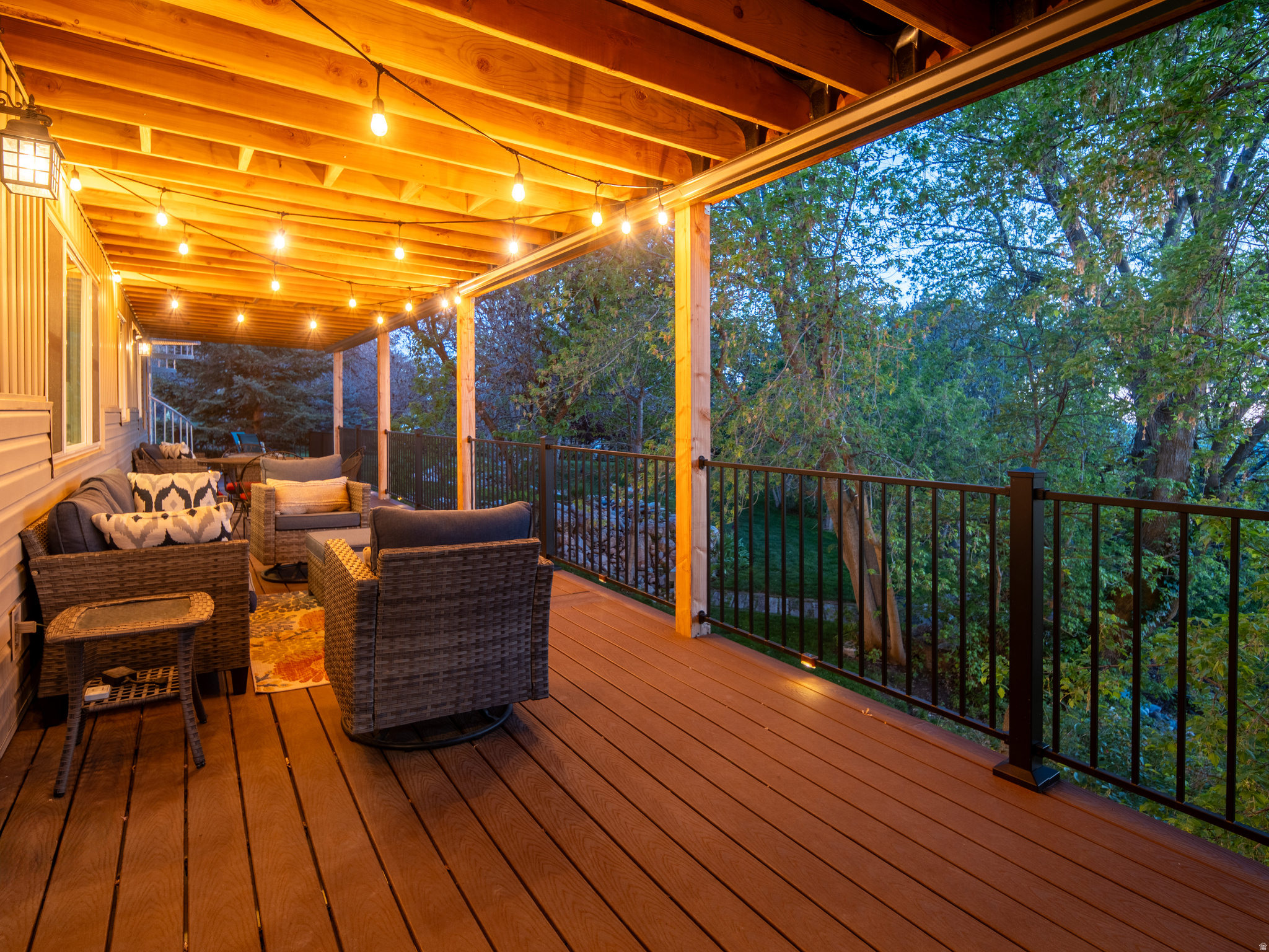 EASTWOOD - Residential