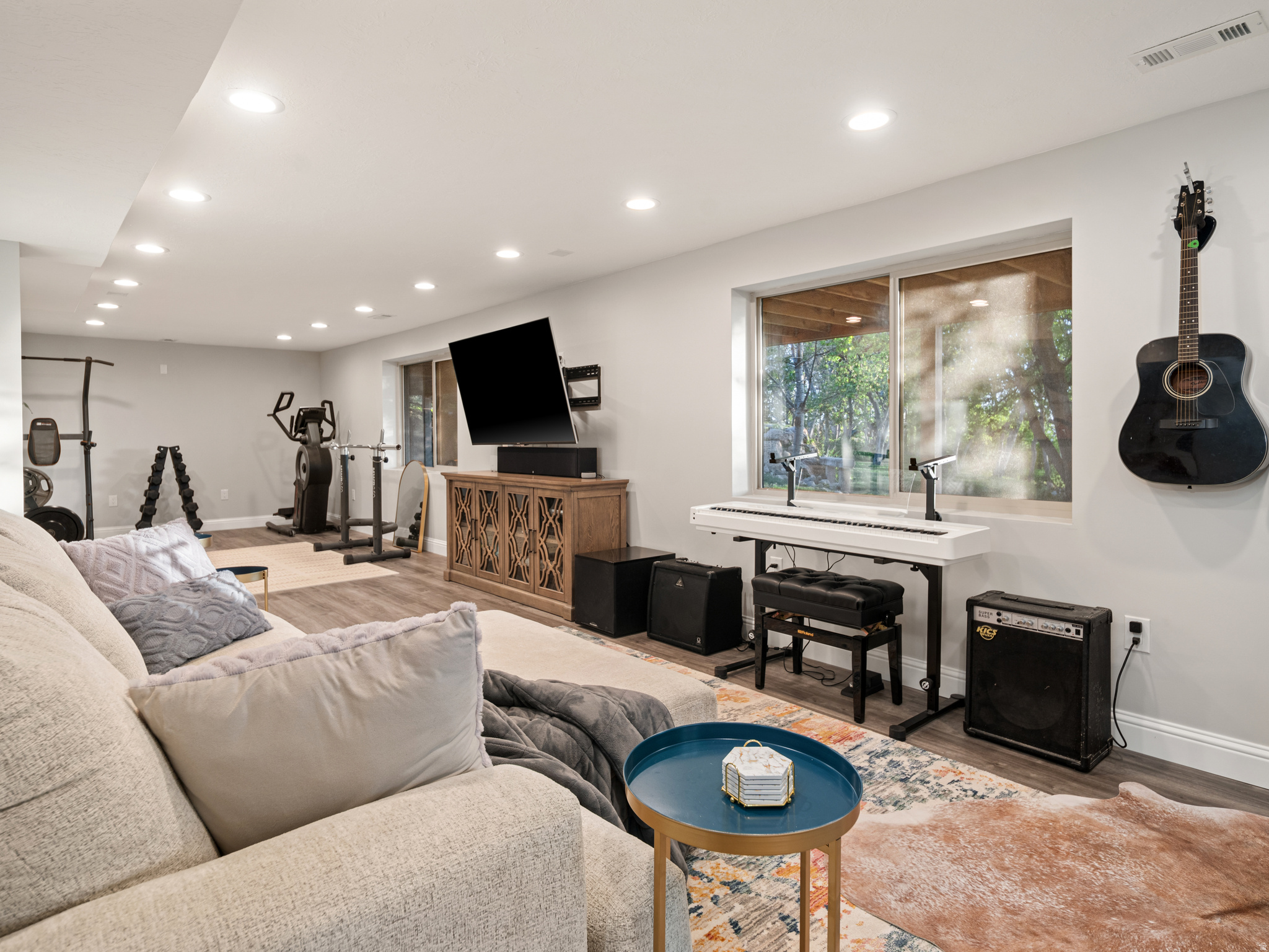 EASTWOOD - Residential