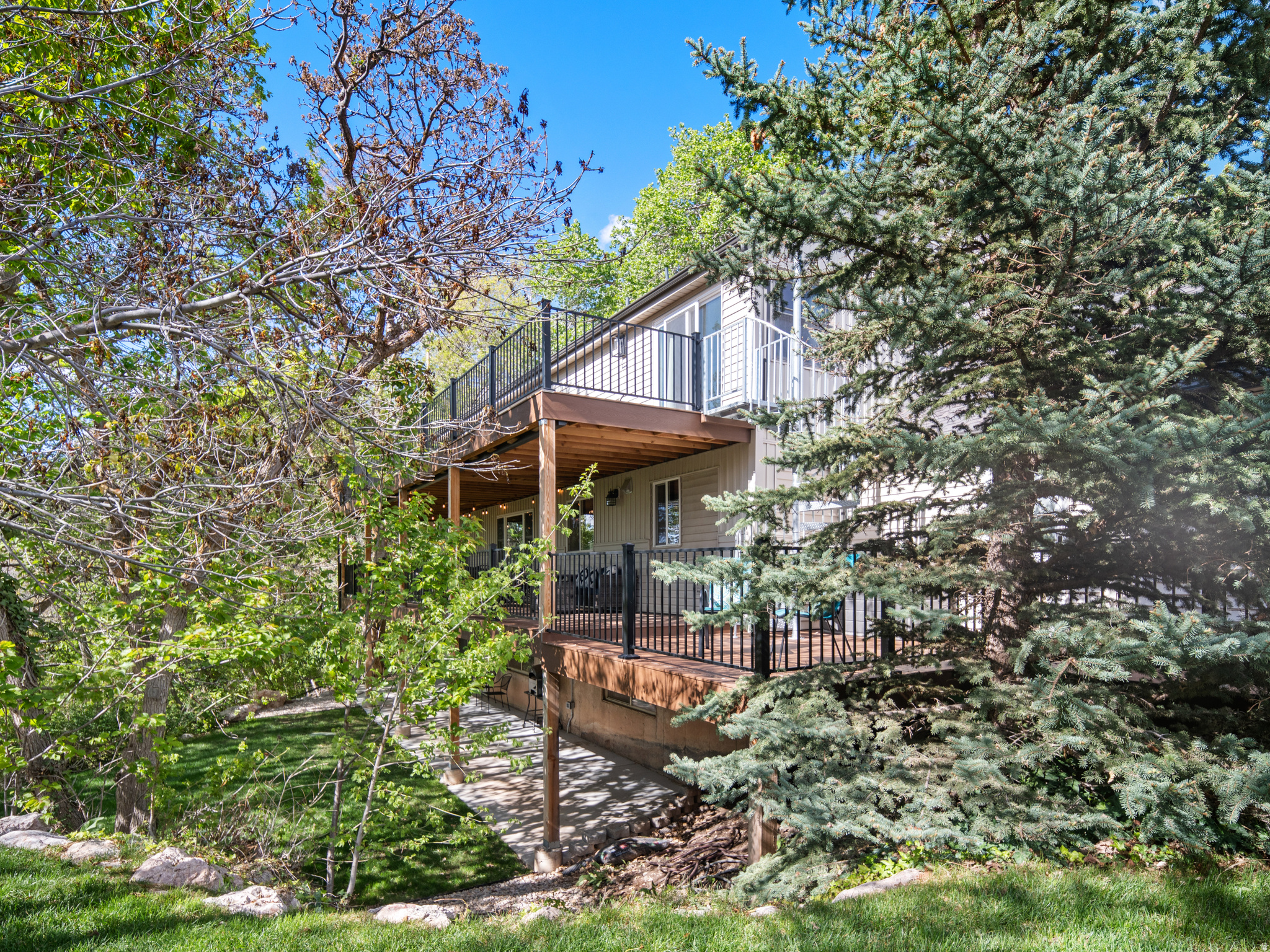 EASTWOOD - Residential