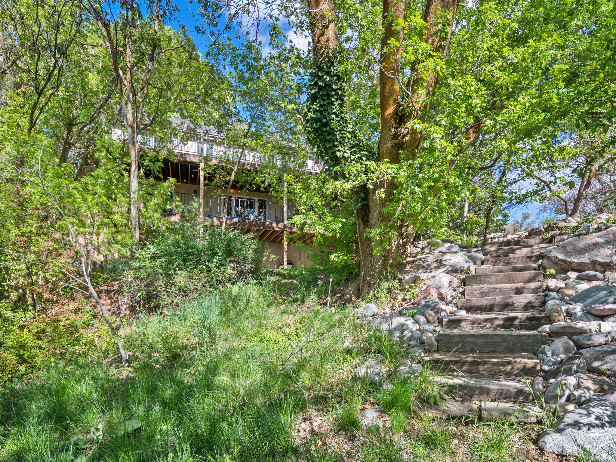 EASTWOOD - Residential