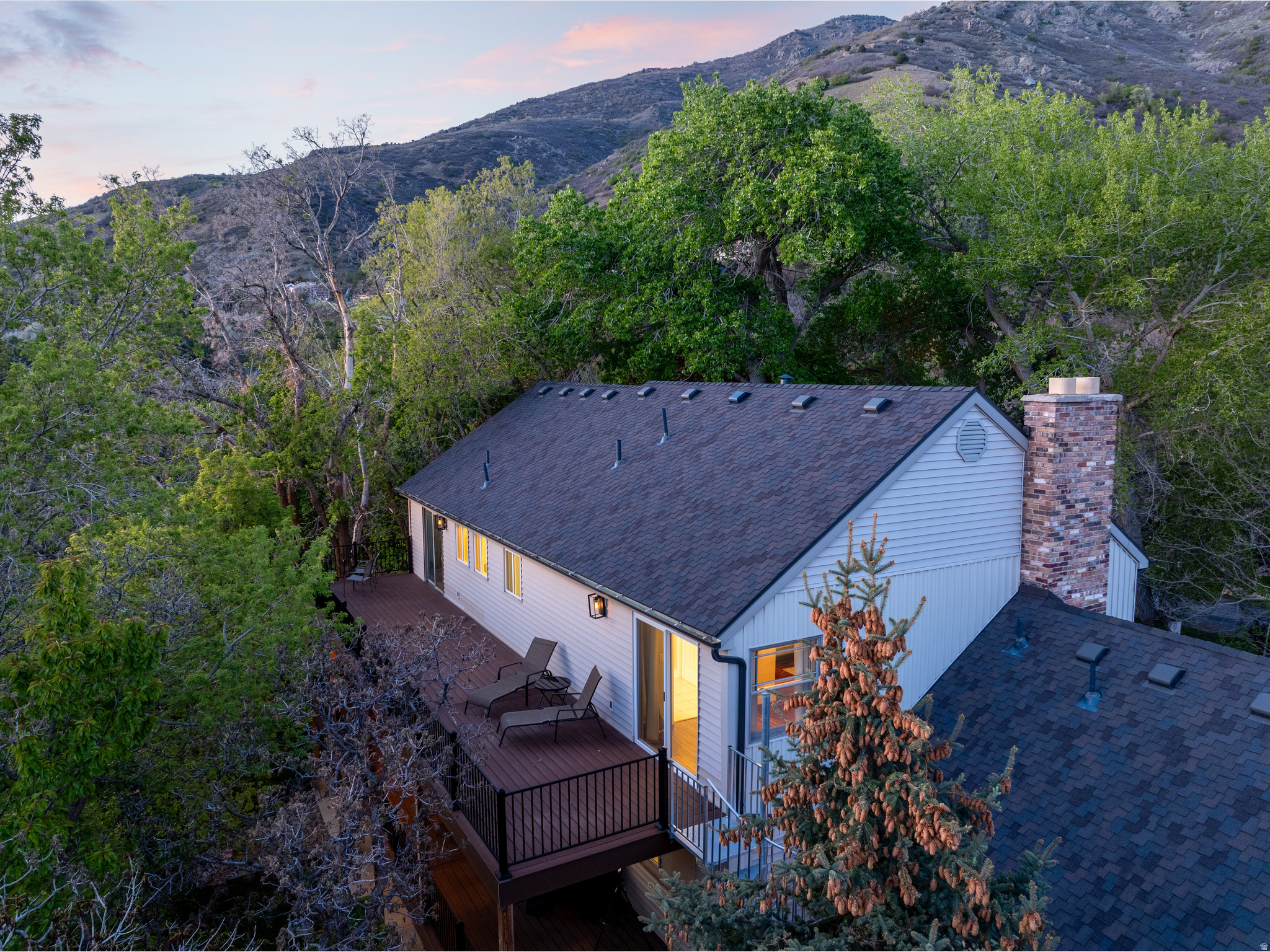 EASTWOOD - Residential