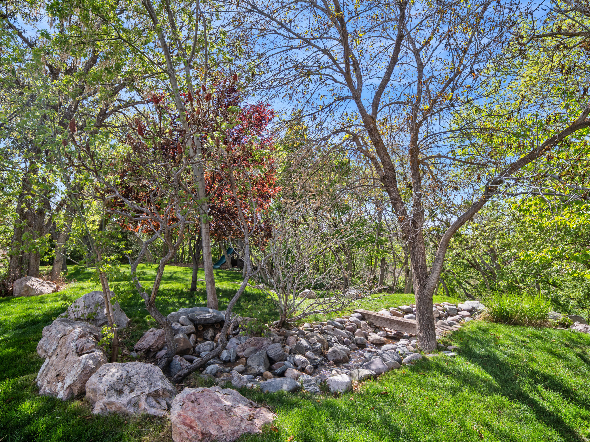EASTWOOD - Residential