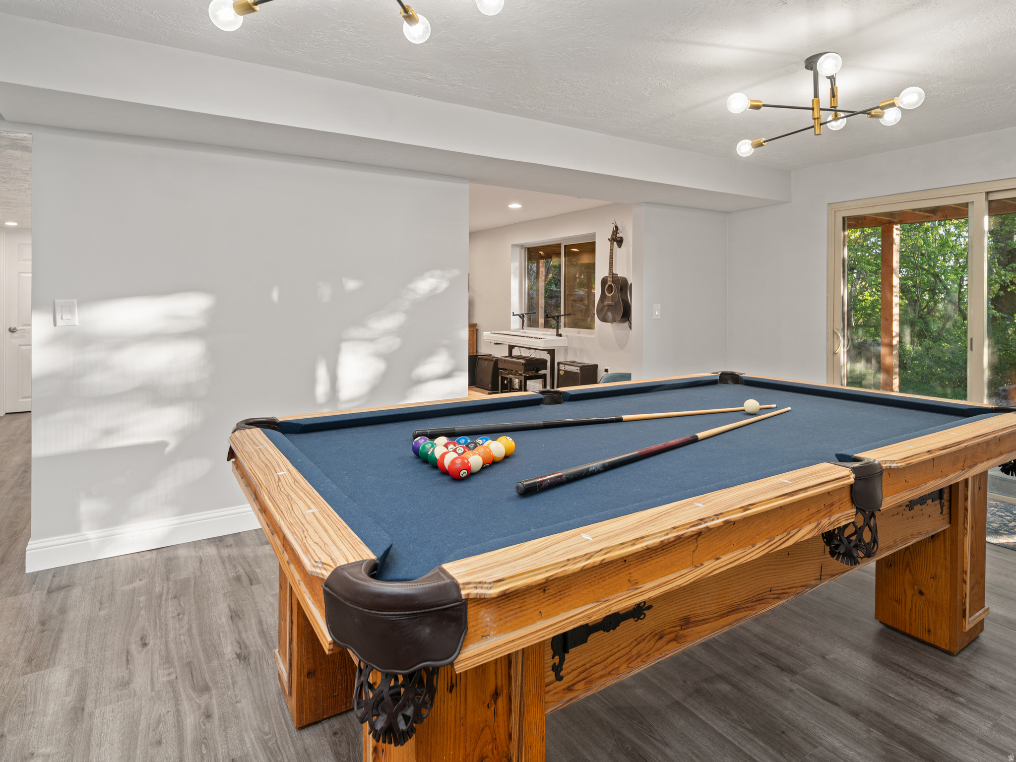 EASTWOOD - Residential