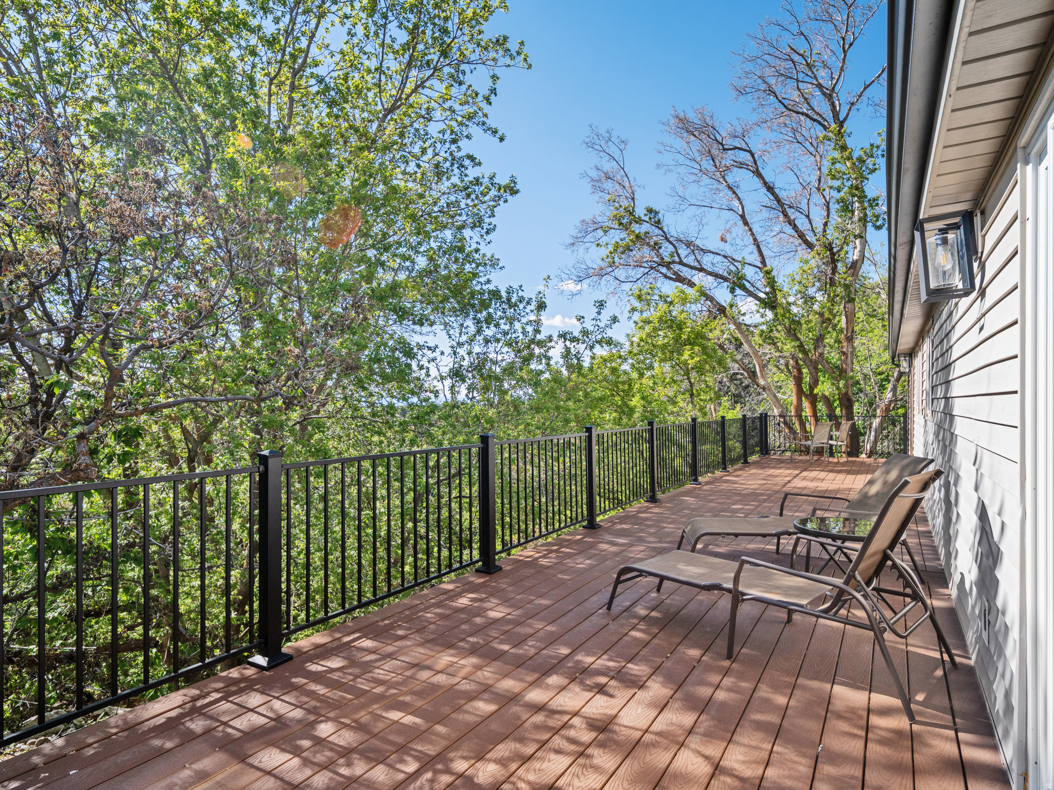 EASTWOOD - Residential