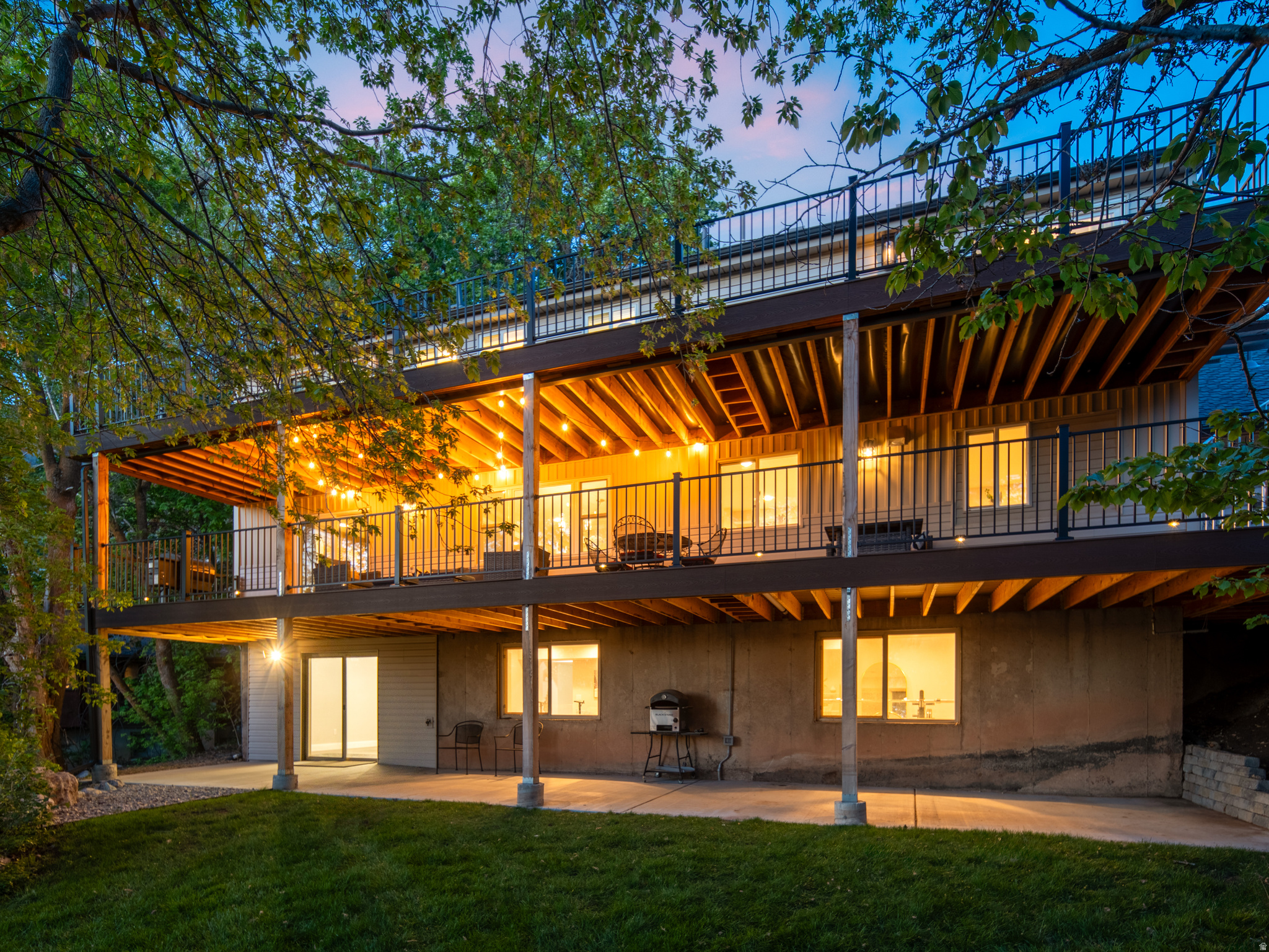 EASTWOOD - Residential