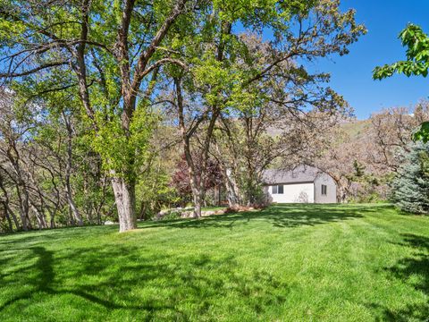 Tiny photo for 6069 S 2900 E, Uintah, UT 84403 (MLS # 2155491)
