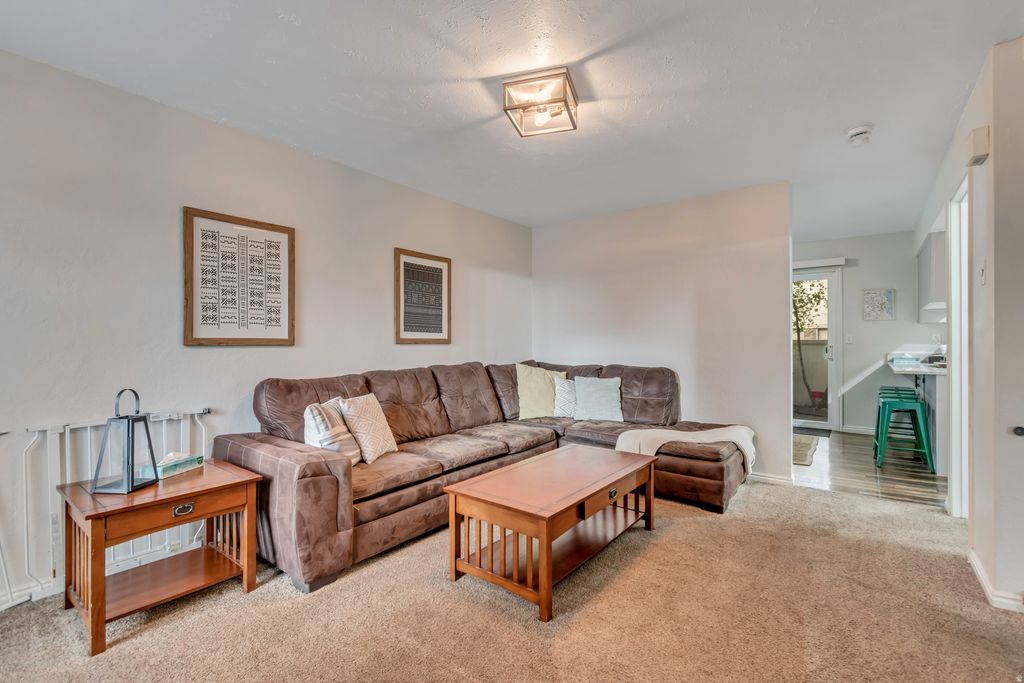 Photo of 1554 S MONROE BLVD #C2, Ogden, UT 84404 (MLS # 2153961)