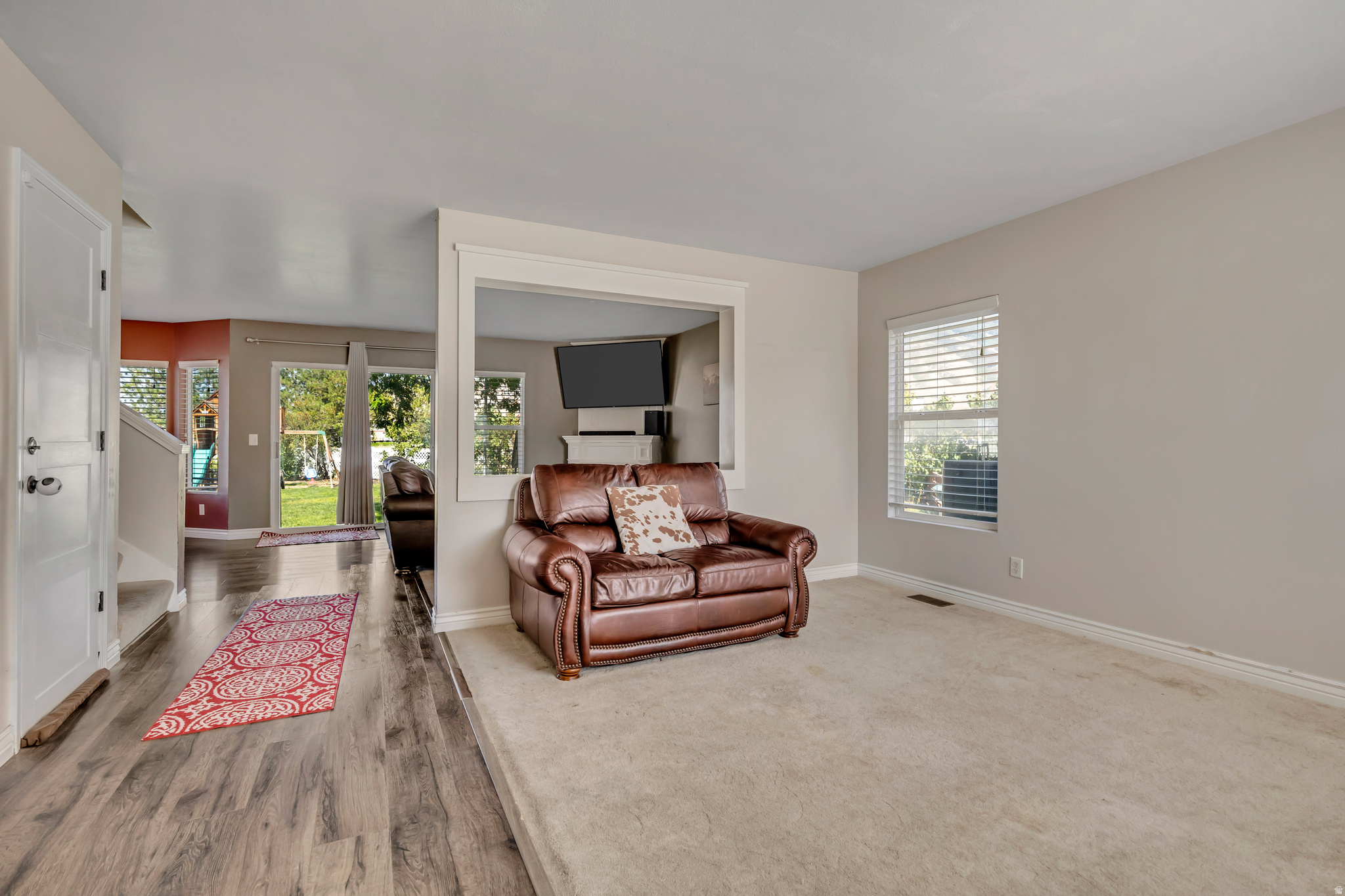 GATEWAY NEIGHBORHOOD - Residential Lease