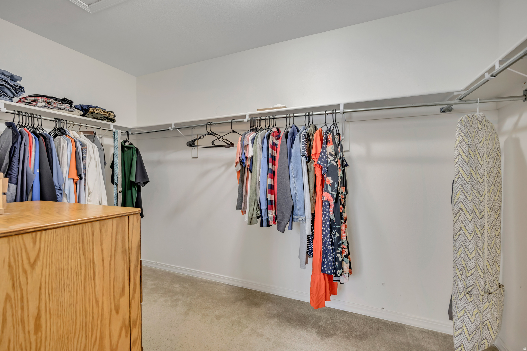 GATEWAY NEIGHBORHOOD - Residential Lease